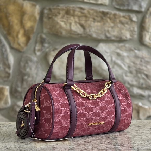 Michael Kors Handbags - Michael Kors Zooey Medium Crossbody
